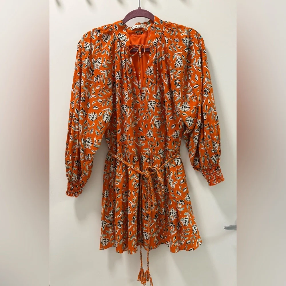 Alice + Olivia Lilian Belted Floral Print Linen-Blend Gauze Mini Dress Size 0 - Picture 4 of 12